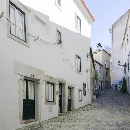 Central Cozy & Near The Subway Apartman Lisboa
