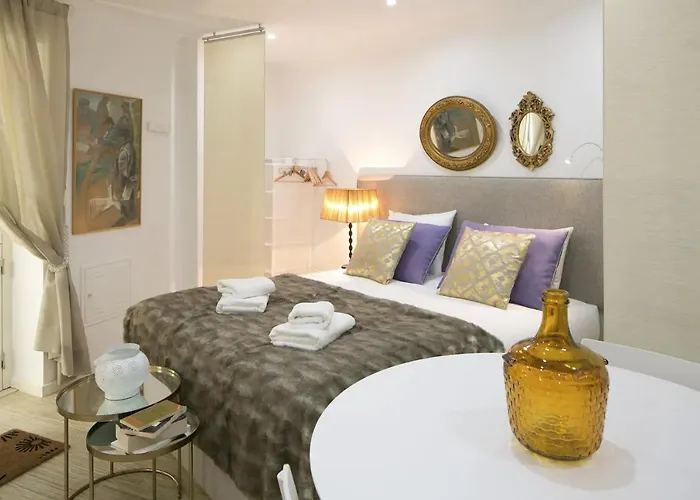 Central Cozy & Near The Subway Apartment Lisbon